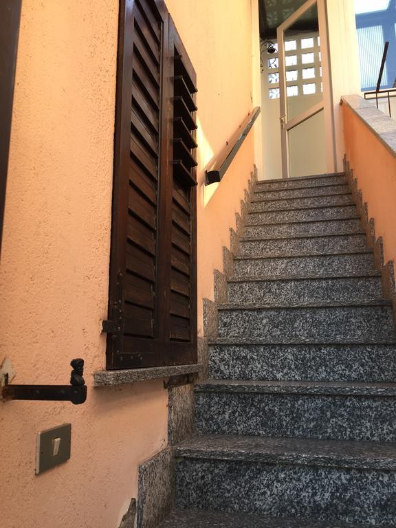 Camera Con Bagno Mirjana Cislago Exterior photo